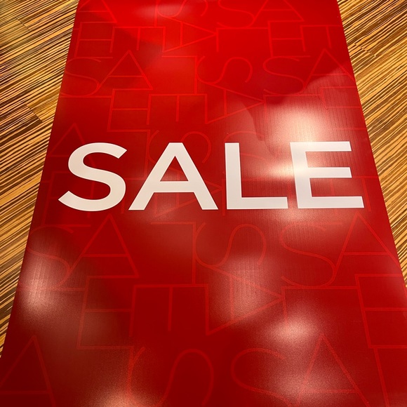 Meet your Posher, Shakira - Picture 1 of 1